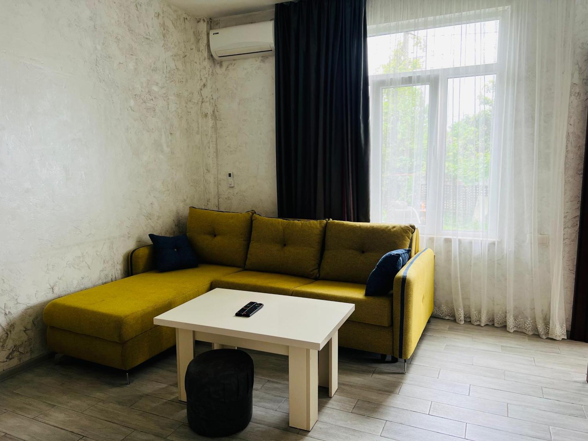 Apartments Nita Batumi Luaran gambar